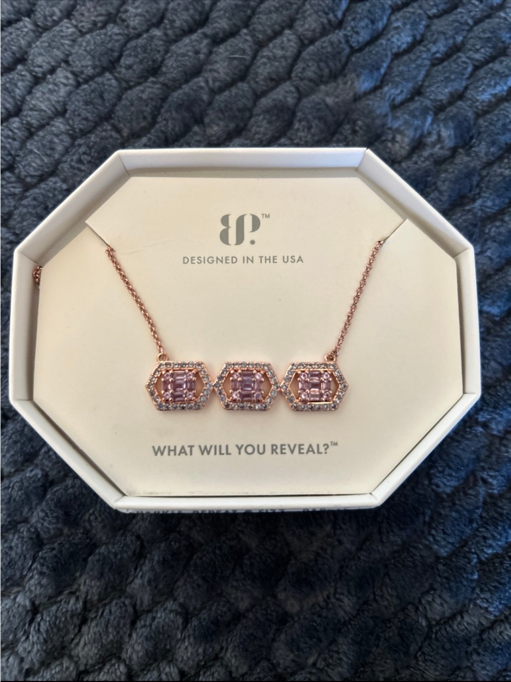Bomb party necklace